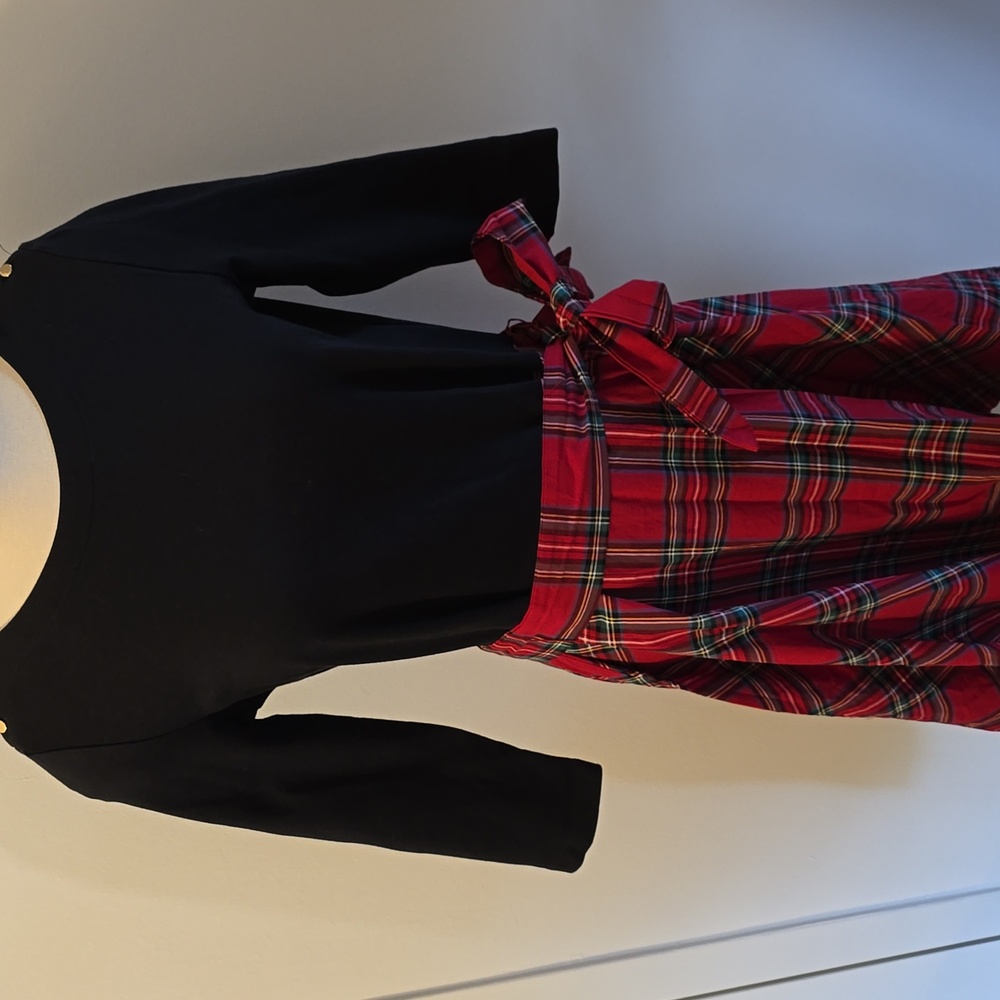 Hope & Henry Womens' French Skater Dress (Black Ponte with Red Holiday Tartan)